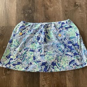 Women’s Lilly Pulitzer Blue and Green Patterned Skort Size L